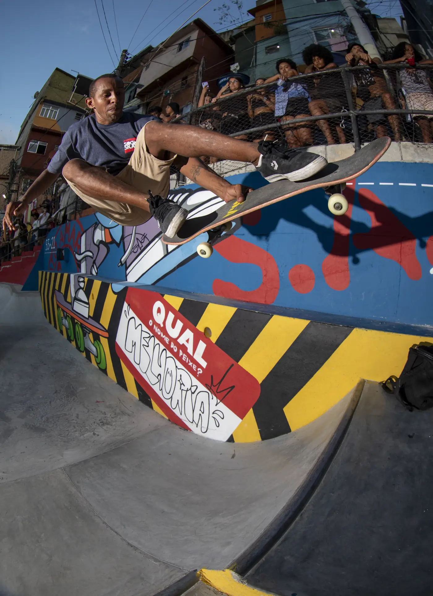 Vista ampla do Santo Amaro Skate Park construído para uso comunitário